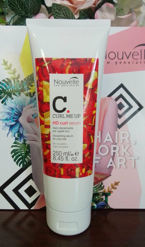 Nouvelle Curl Me Up HD Curl Serum 250 ml. Оживляющая и дисциплинирующая сыворотка для укладки вьющихся волос