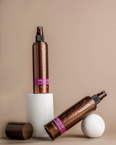 Изображение товара Разглаживающая сыворотка для волос MOCHEQI MUSK, 150 мл, придает блеск, упругость, термозащита, спрей