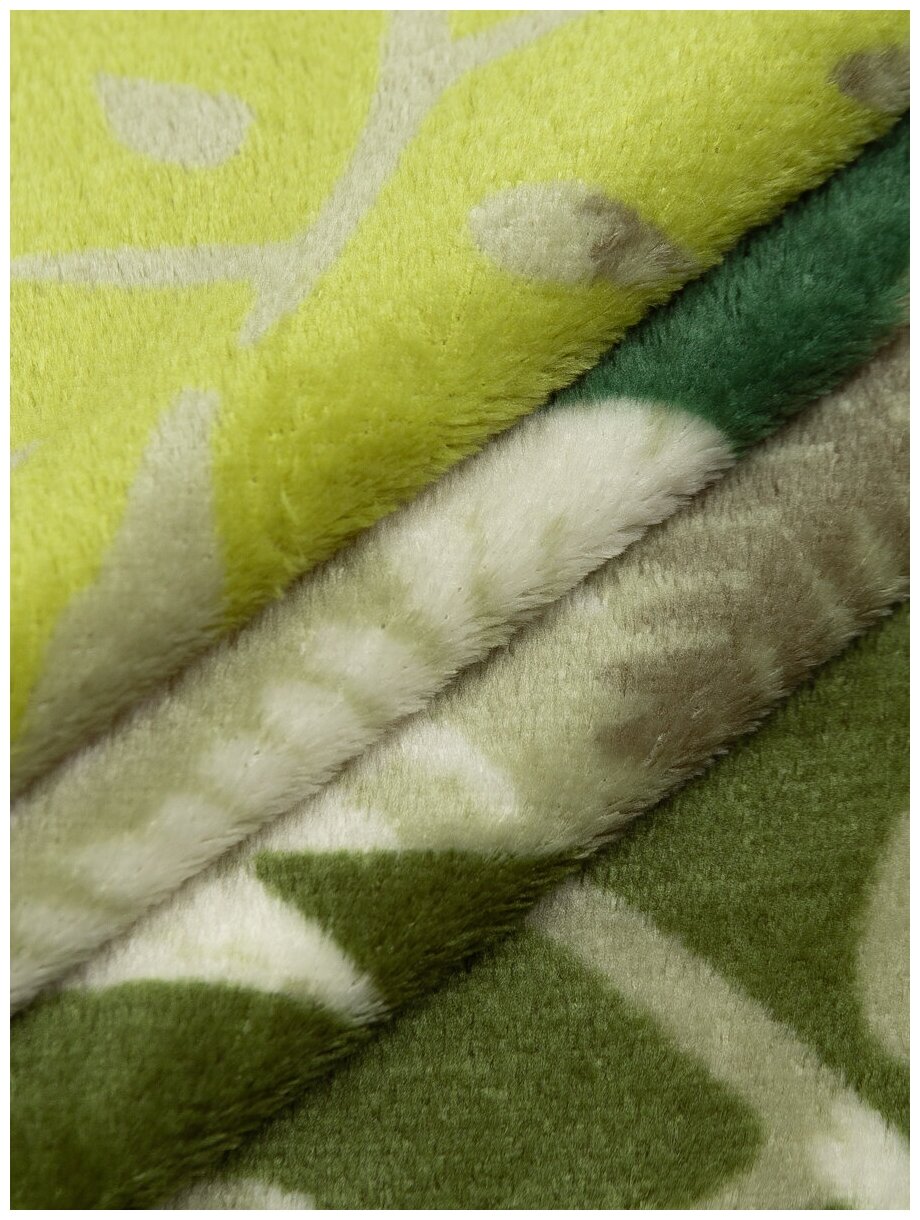 Плед TexRepublic Absolute 180х200 см, 2 спальный, фланель, покрывало на диван, теплый, мягкий, зеленый, оливковый, рисунок монстера и папоротник - фотография № 12