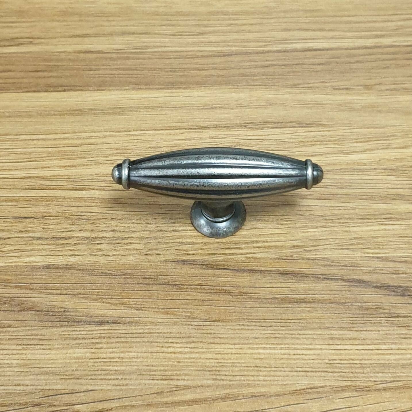 Ручка мебельная кнопка DEMURE, длина - 66 мм, цвет -BAZ - Чернёный старинный цинк, материал-цинк-алюминий, RC021BAZ - фотография № 11