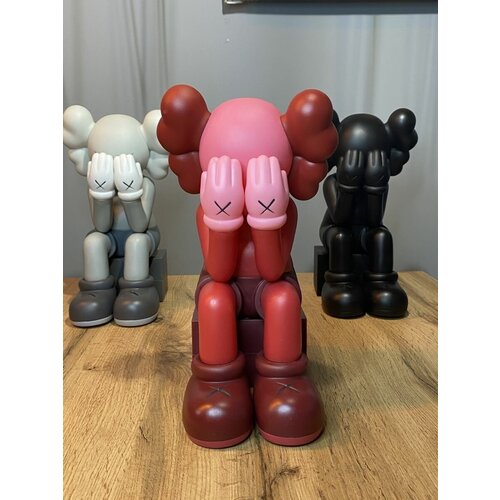 Игрушки интерактивные KAWS 3200₽