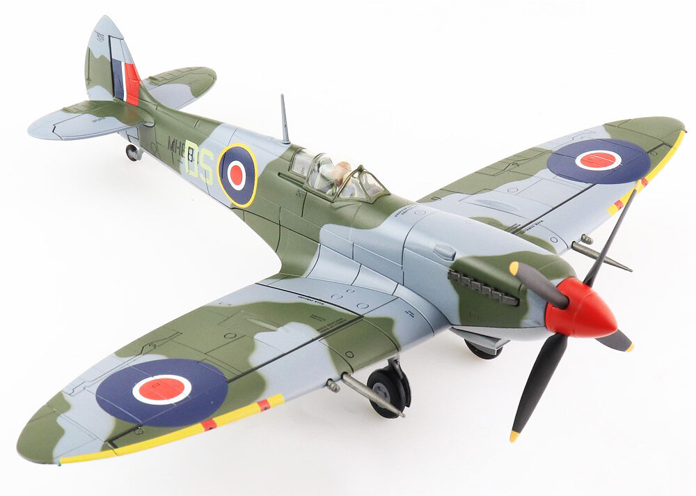 Hobby Master Модель самолета Supermarine Spitfire LF IX