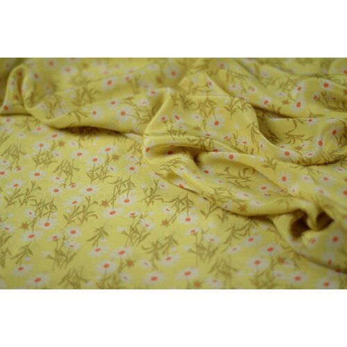 Ткань желтый шелковый крепдешин с ромашками