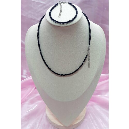 фото Комплект бижутерии набор чёрной шпинели бусы + браслет 3 мм, размер браслета 17 см, размер колье/цепочки 37 см, черный нет бренда