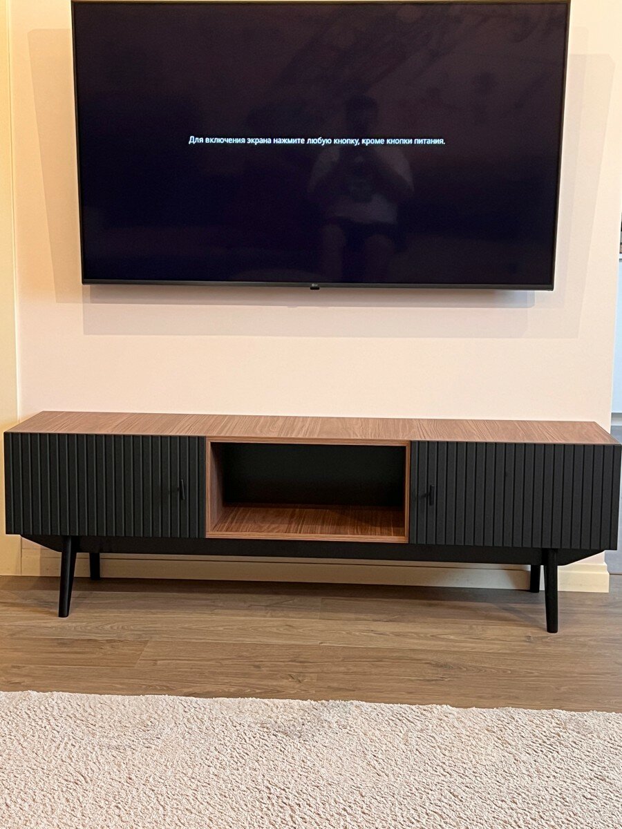 фото Тумба под ТВ 180*36,6*47 Линкольн -черные матовые фасады Софт