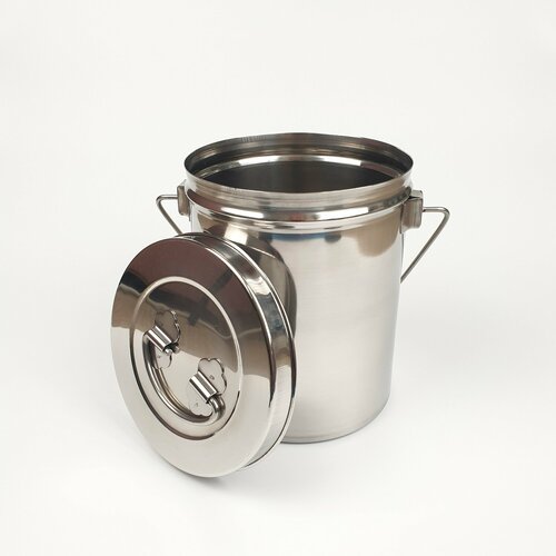 Котелок походный круглый 2 литра из нержавеющей стали с крышкой 555 1200₽