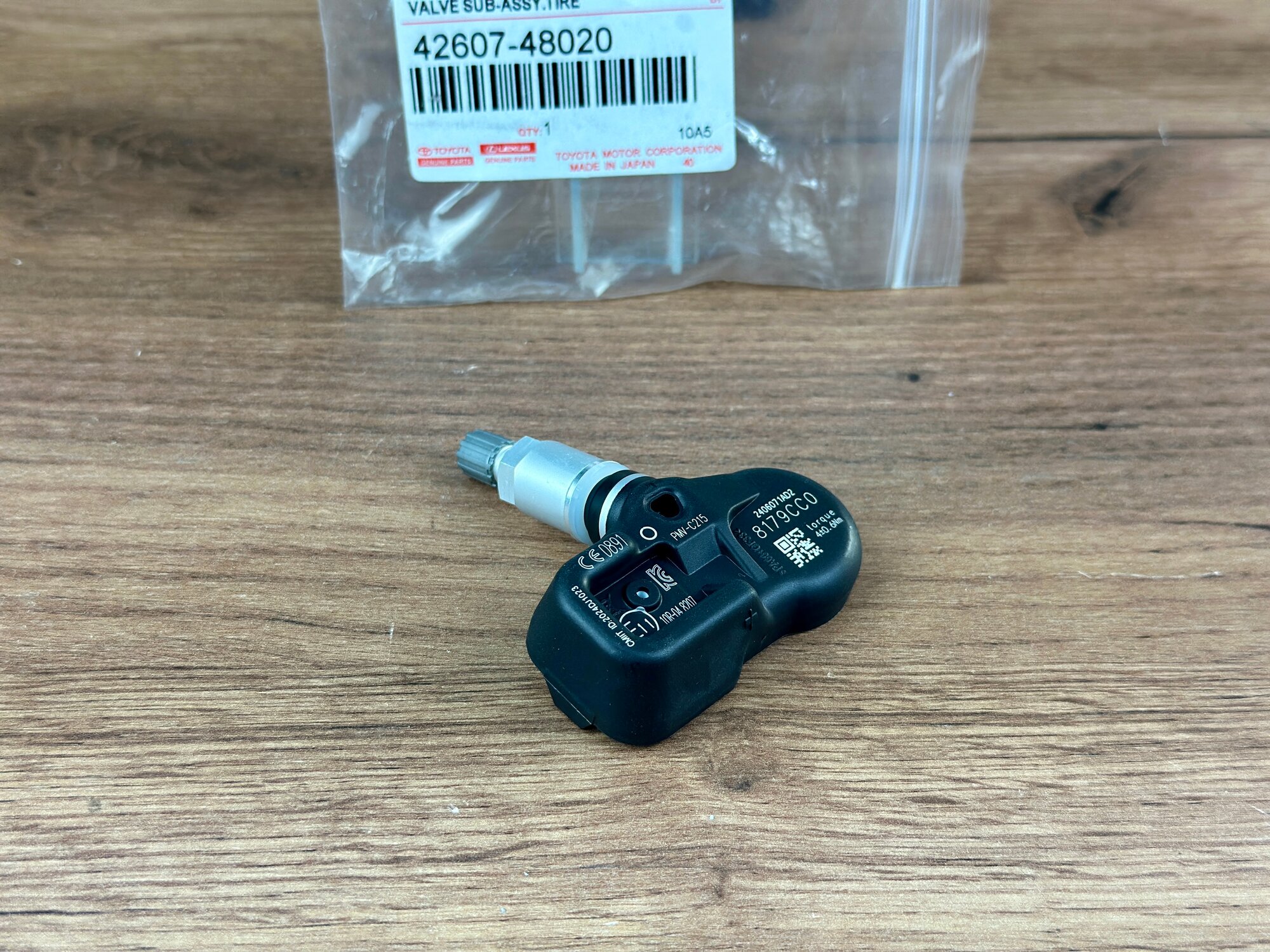 Изображение Датчик давления в шинах Toyota 4260748020, TPMS, для Lexus и Toyota, чёрный