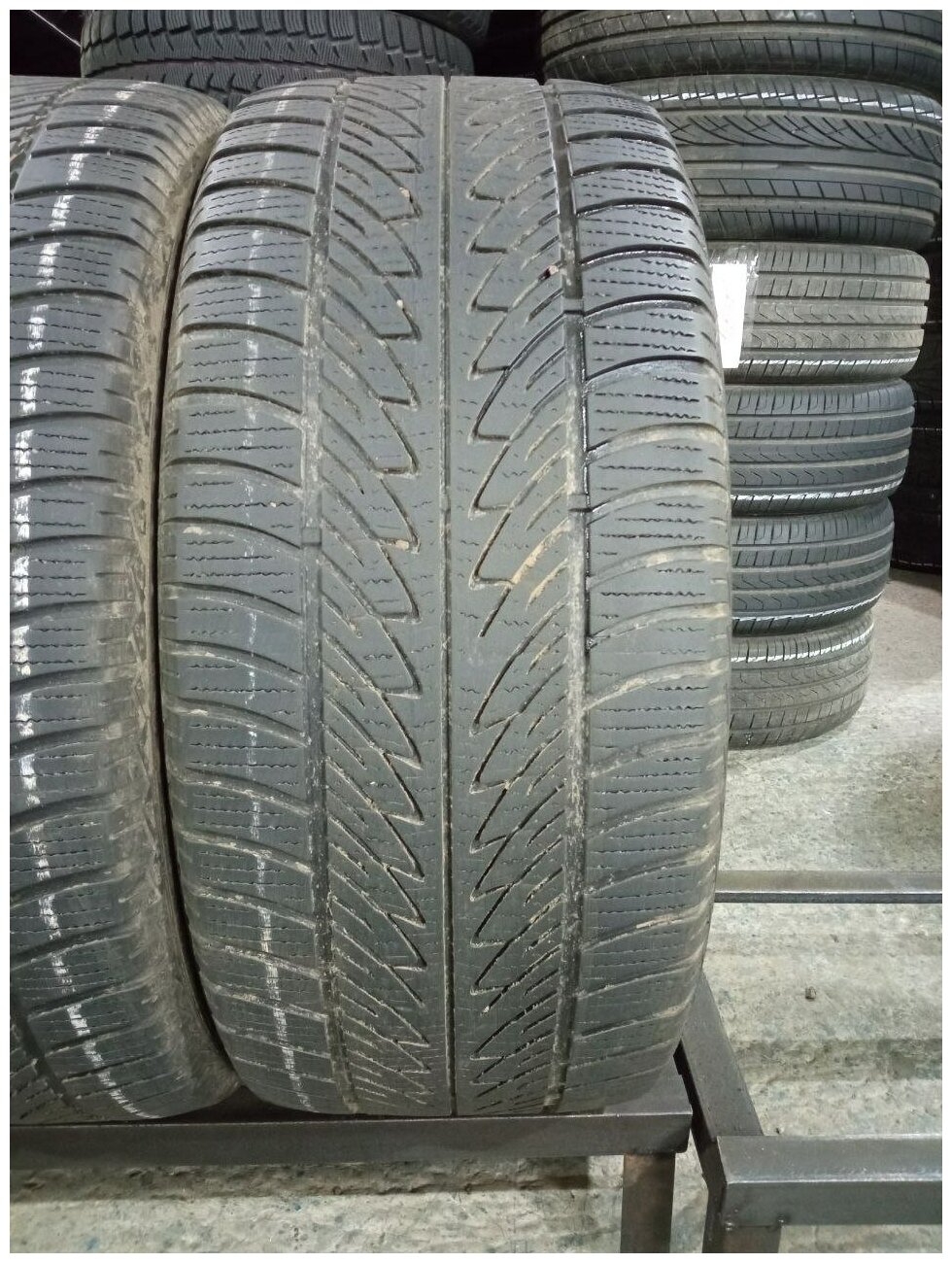 Goodyear UltraGrip 8 Performance 285/45 R20 БУ Шины Зимние