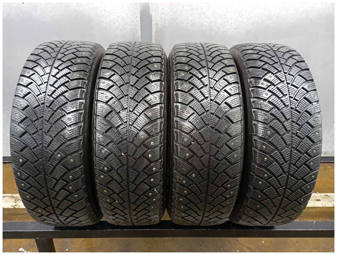 BFGoodrich G-Force Stud 185/65 R15 БУ Шины Зимние