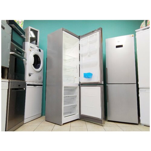 Холодильник Hotpoint-Ariston NoFrost HTS5200MX 4838000₽