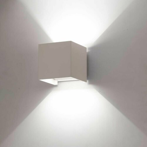 Светильник светодиодный Inspire Roxb 60 Вт IP54 квадрат цвет белый накладной