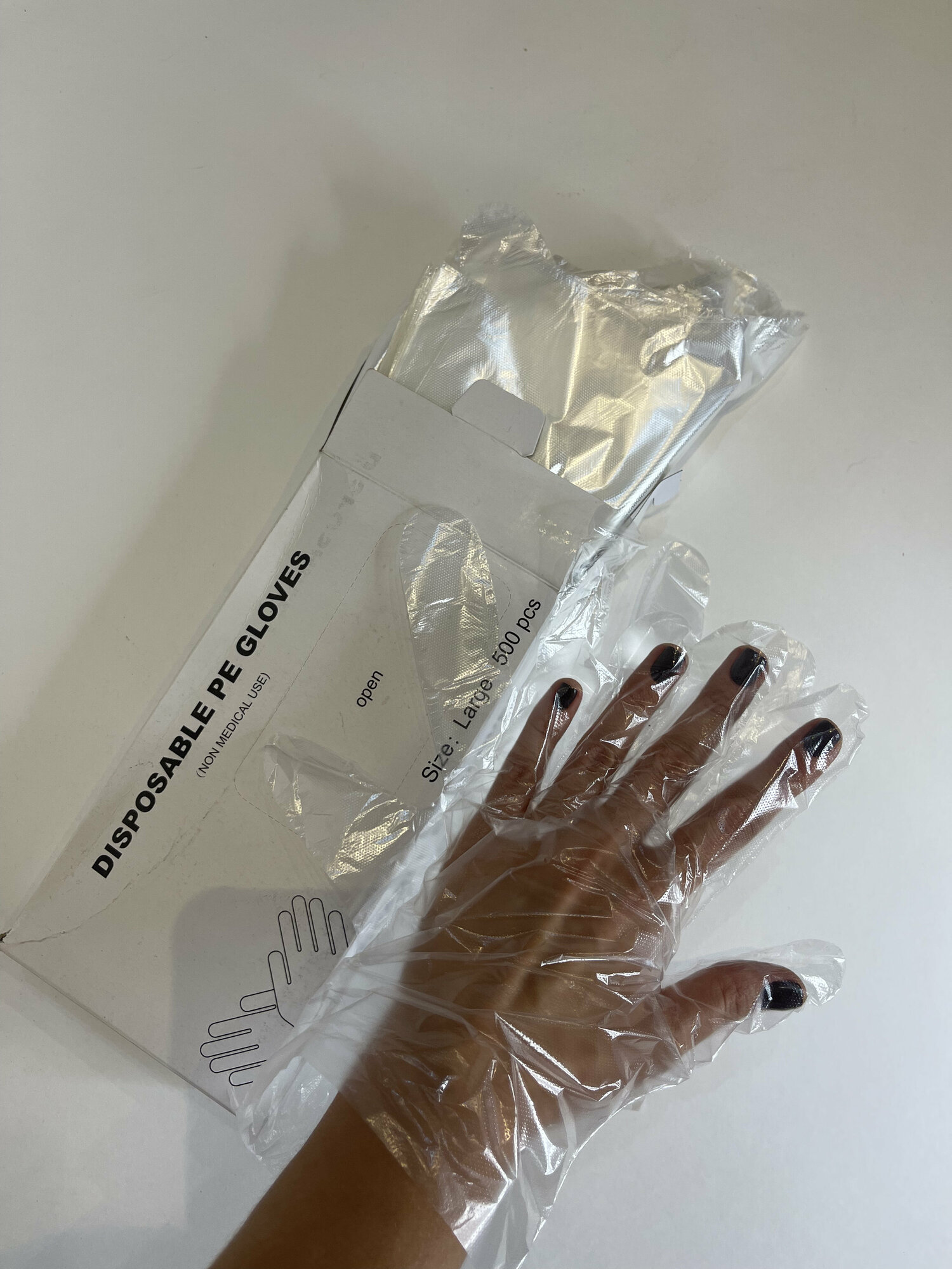 фото Полиэтиленовые, одноразовые, хозяйственные (не медицинские) перчатки по 500 шт. 250 пар.