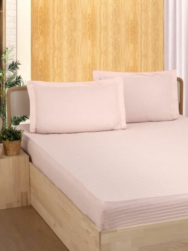 фото Простыня на резинке из страйп-сатина KARVEN P936 персиковая 160х200х33 с наволочками 50х70 (2шт)