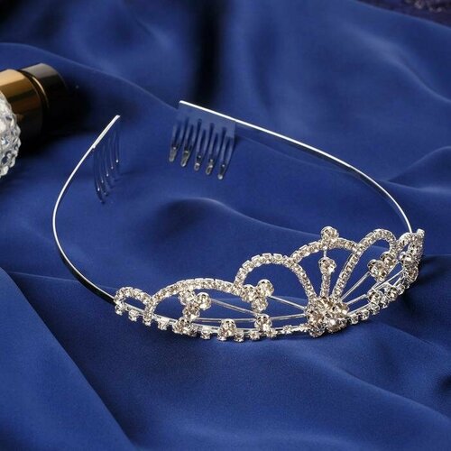 Диадема для волос Вирджиния цветочный узор 4 см серебро 867₽