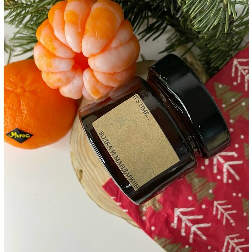 Свеча ароматическая водка И мандарины в банке, натуральный соевый воск, подарок на Новый год