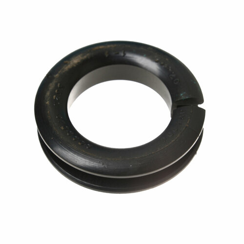 Втулка КАМАЗ жгутов электропроводки проходная d4143мм h8мм H175мм ROSTAR 204₽