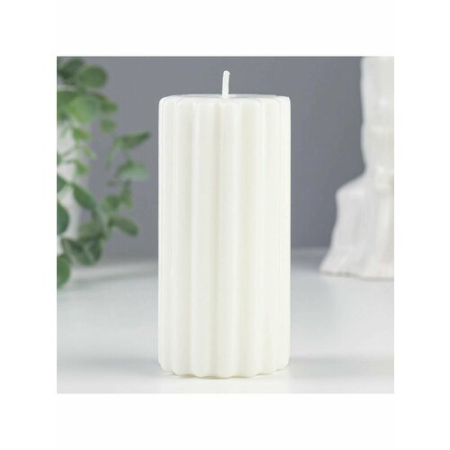 Свеча- цилиндр ароматическая Рельеф Белая лилия 5х10 см 950₽