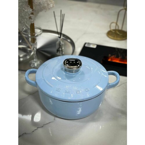 фото Кастрюля smeg, чугунная, голубой, с антипригарным покрытием, 4.2 л