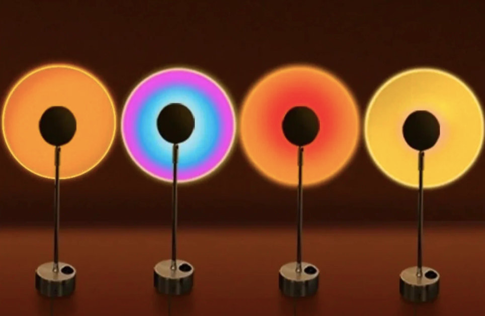 Светодиодный Атмосферный Светильник настольная LED Лампа Проектор Заката Sunset Lamp для Фото и светотерапии, лампа закат, Цвет Солнце — фото 1