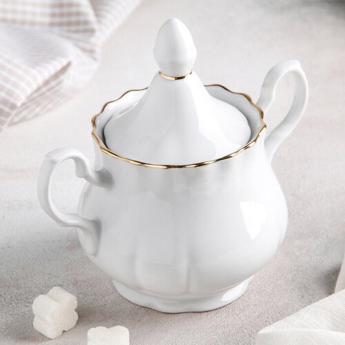 Сахарница фарфоровая с крышкой 550 мл цвет белый 1520₽