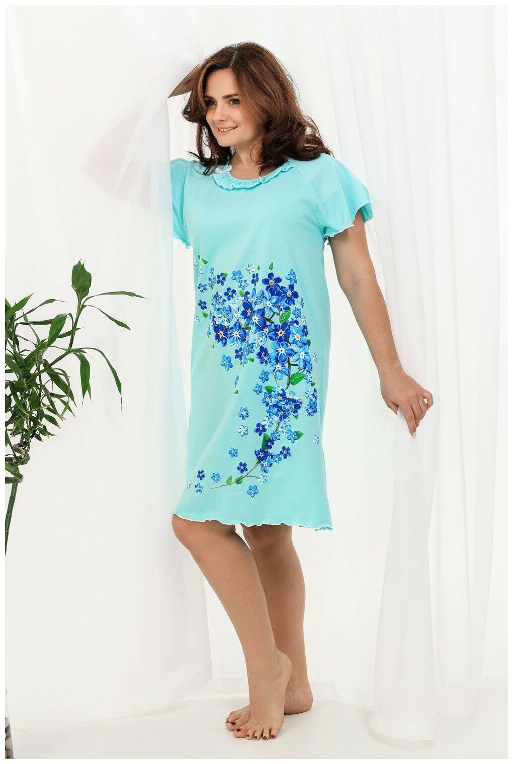 Женская ночная сорочка цвета ментол, размер 48 - фотография № 9