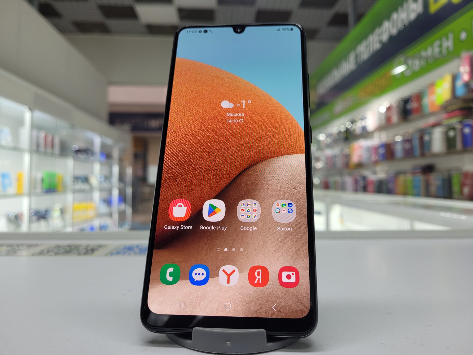 Смартфон Samsung Galaxy A32 4/64 ГБ, Dual nano SIM, черный