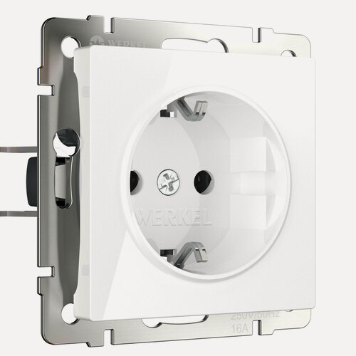 Изображение товара Werkel Розетка с заземлением a051127 (белая) W1171001 Комплект 10шт.