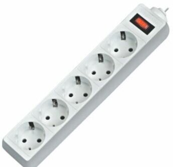 Фильтр сетевой DEFENDER (99481) ES 1.8 сет. фильтр 5роз - 1,8м - белый