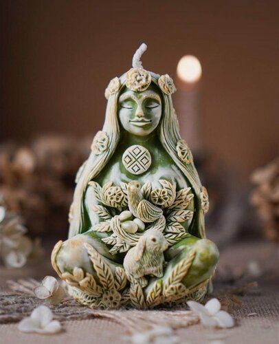 Изображение товара Силиконовый молд для свечей "Мать сыра земля"/молд для мыла/форма для гипса