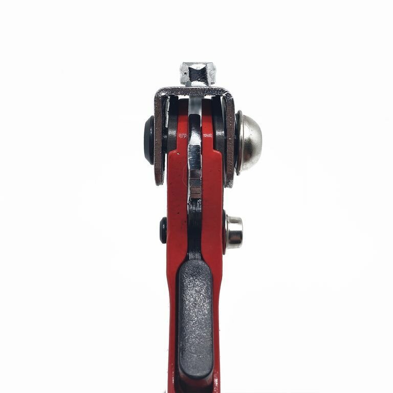 Изображение Струбцина для установки в паз с храповым механизмом 140х60мм