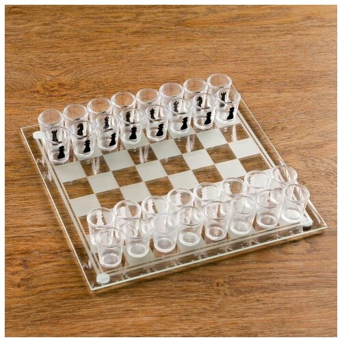 Игра Пьяные шахматы, 32 рюмки, поле 25 х 25 см настольная игра для взрослых пьяные шахматы со стеклянной доской 25х25 см 32 стопки