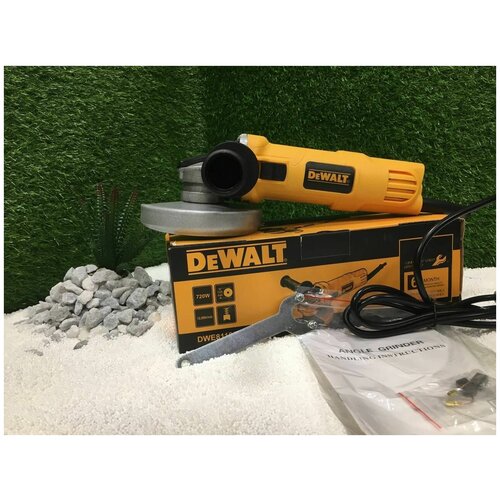 Народная болгарка Dewalt DWE 8110 S с регулятором оборотов 840Вт 125мм 380000₽