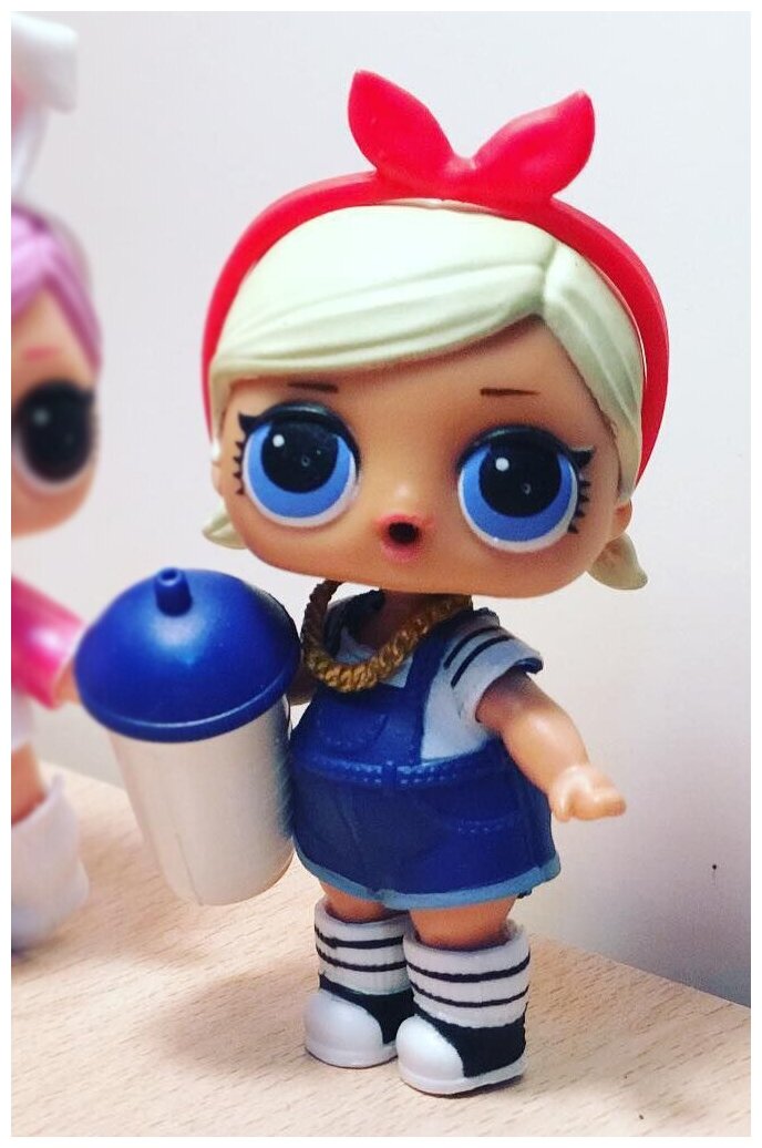 LOL Surprise Серия 2-018 Малышка Shorty (запечатанный шар