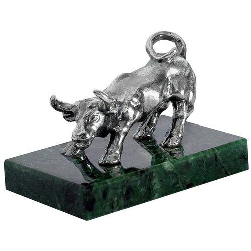 Серебряная статуэтка Бык