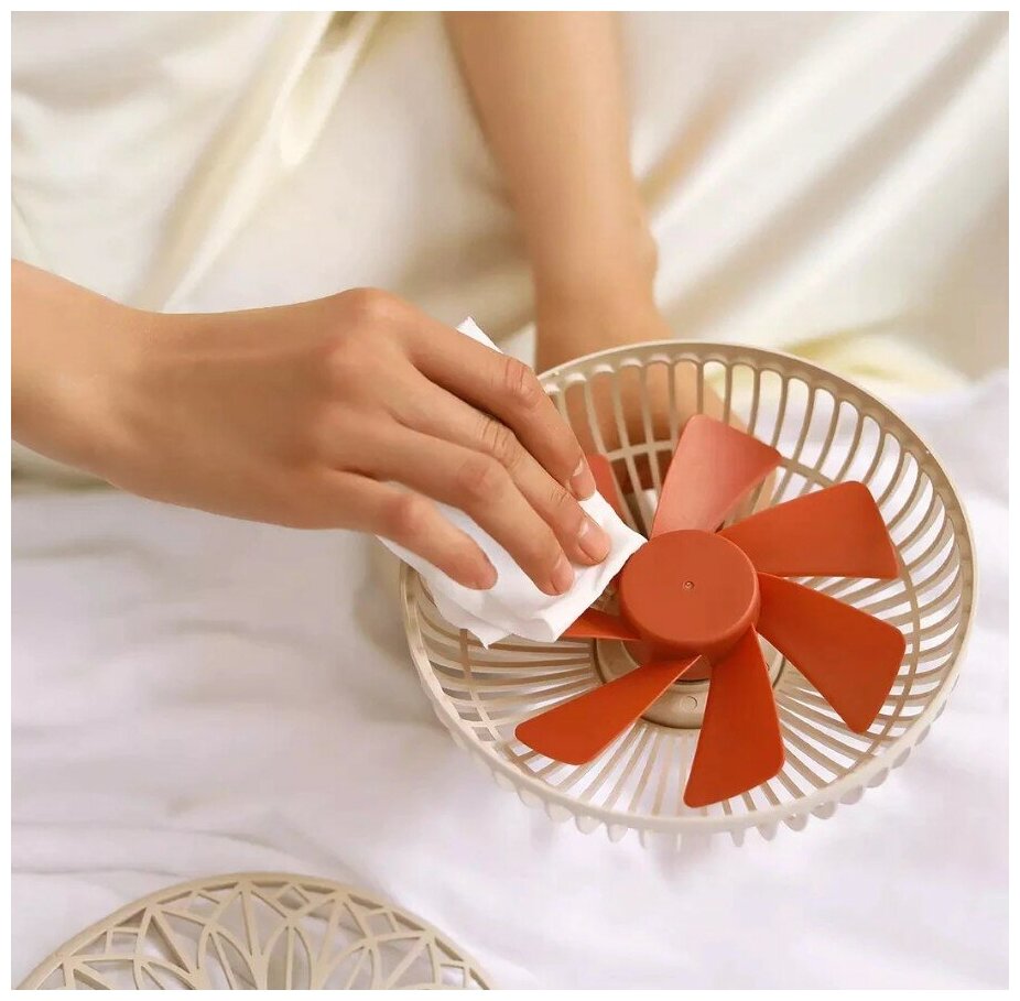 Настольный вентилятор Sothing Bridal Bouquet Shaking Head Fan (DSHJ-S-2113) Бежевый - фотография № 5
