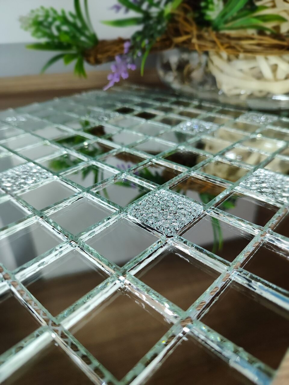 Зеркальная мозаика на сетке 300х300 мм, серебро 90% + хрусталь 10%, с чипом 25*25мм. (10 листов) - фотография № 6