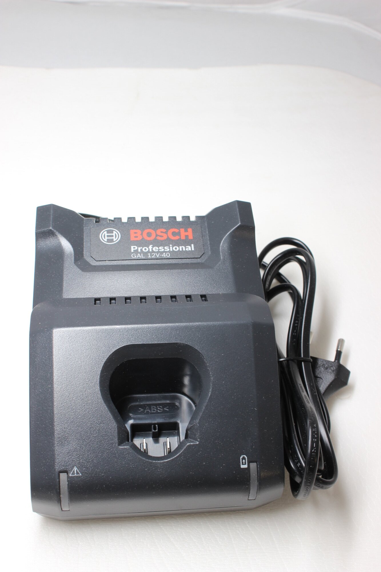 Зарядное устройство для аккумуляторов Bosch - фото №12