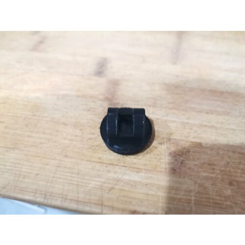 Крышка корпуса привода сцепления , крышка подшипника изитроник 9201681