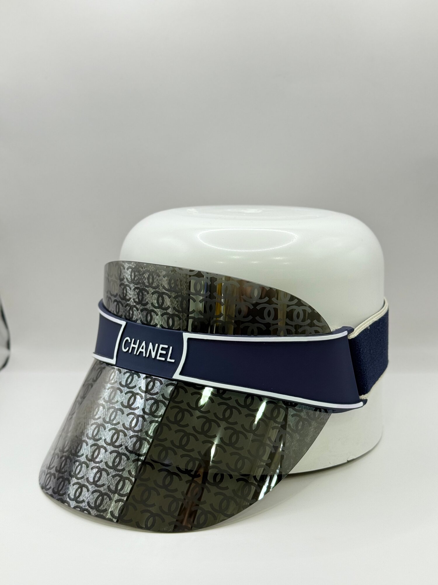 Кепка Chanel козырек для женщин, размер 58 ( универсальный ), синий — фото 1