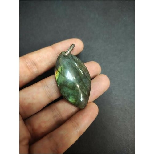 Подвеска кулон с камнем лабрадор лепесток