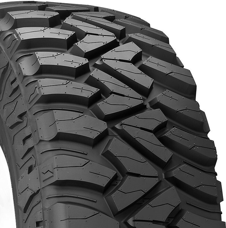 Kumho Road Venture MT71 33*12.50R15 108Q 6PR