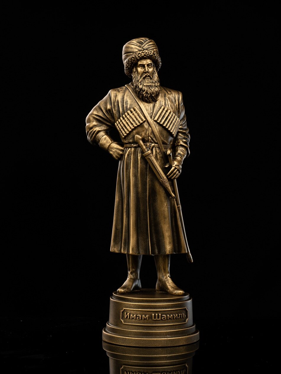 Статуэтка Имам Шамиль, высота 21 см, литьевой мрамор, патина бронза — фото 1