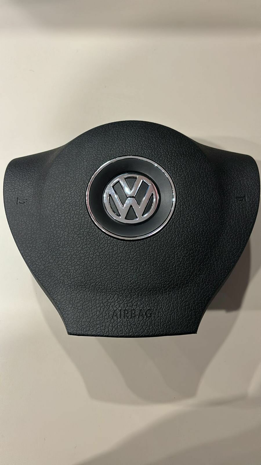 Заглушка подушки безопасности в руль Volkswagen PASSAT B7 (накладка муляж)
