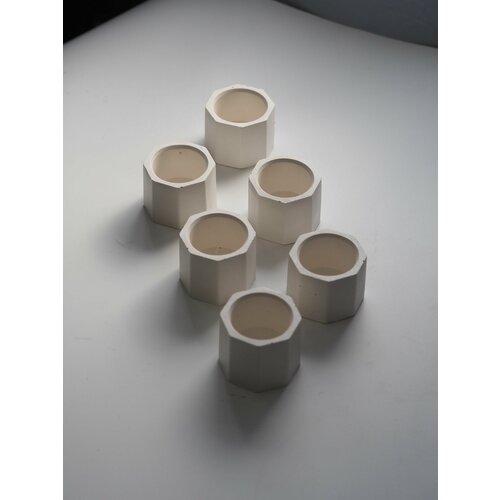 Набор подсвечников