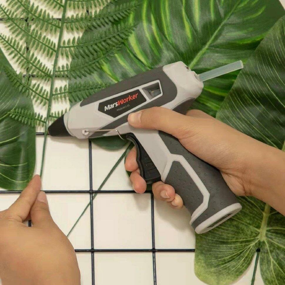 Клеевой пистолет MarsWorker Hot Melt Glue Gun (MSGG3601-01) - фотография № 16