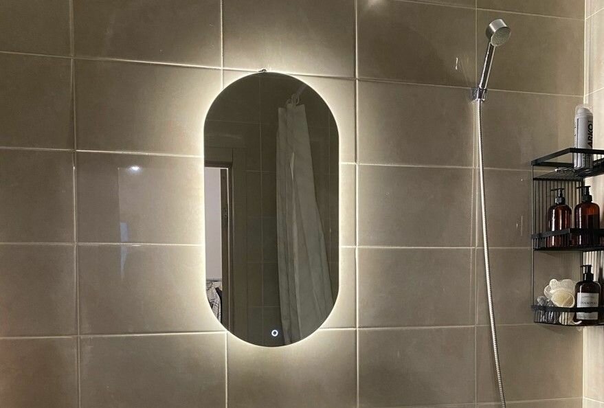 Зеркало для ванной Mirror room 45x85 с LED-подсветкой 4500К, овальное, парящее, без рамы - фотография № 11