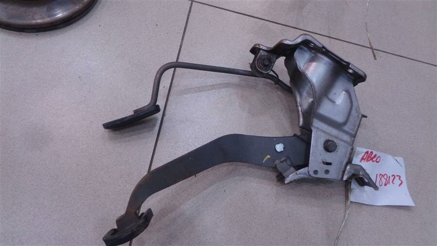 Блок педалей от Chevrolet Aveo T250 2005-2011