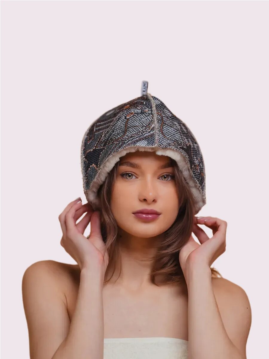 Шапка для бани и сауны из овчины