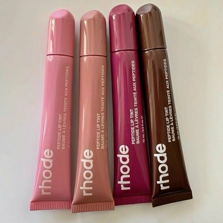 Rhode Tinted Lip Treatment — Мягкость и Цвет бальзам для губ оттенок toast