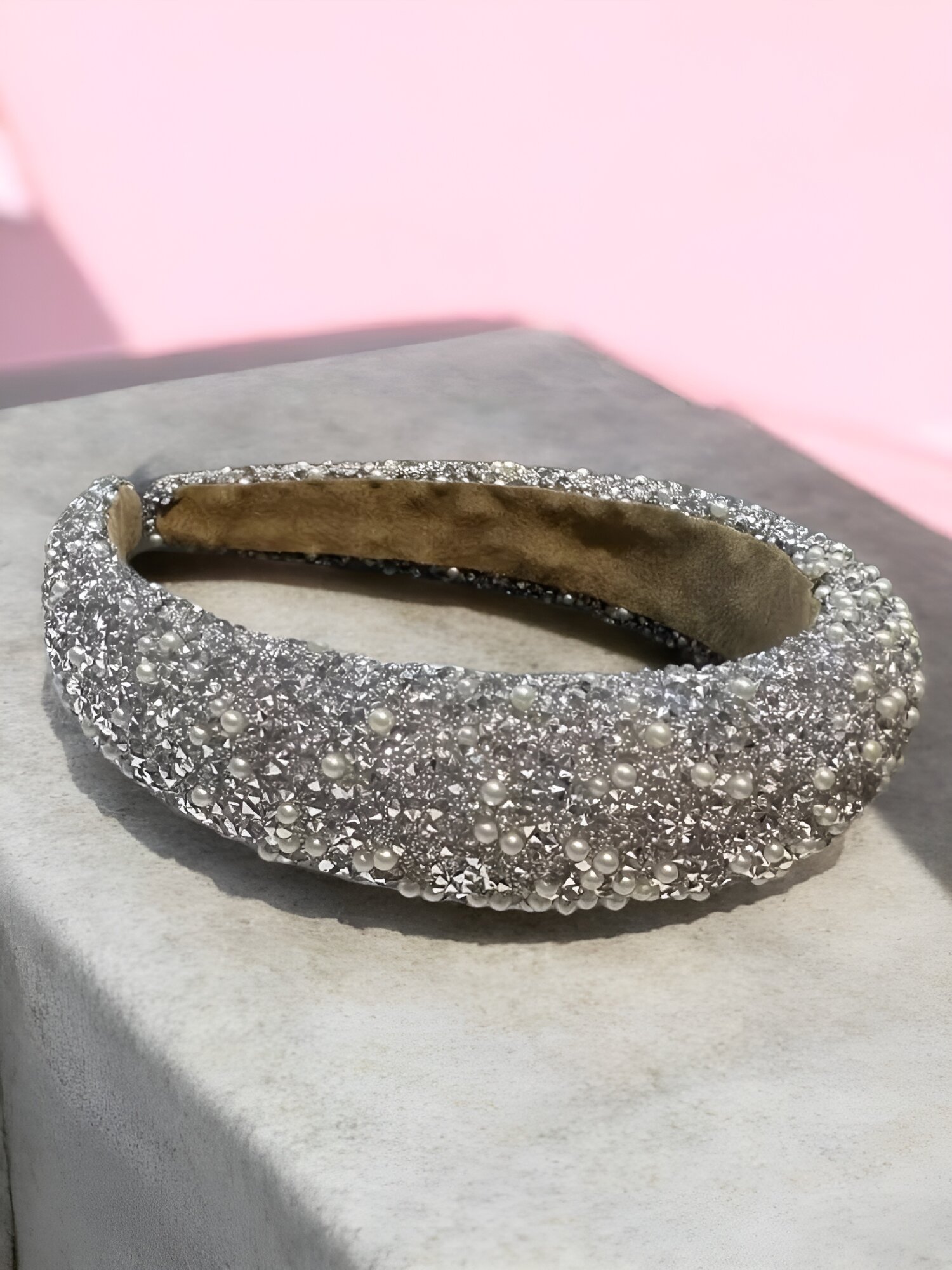 “Ободки для волос” — фото 1